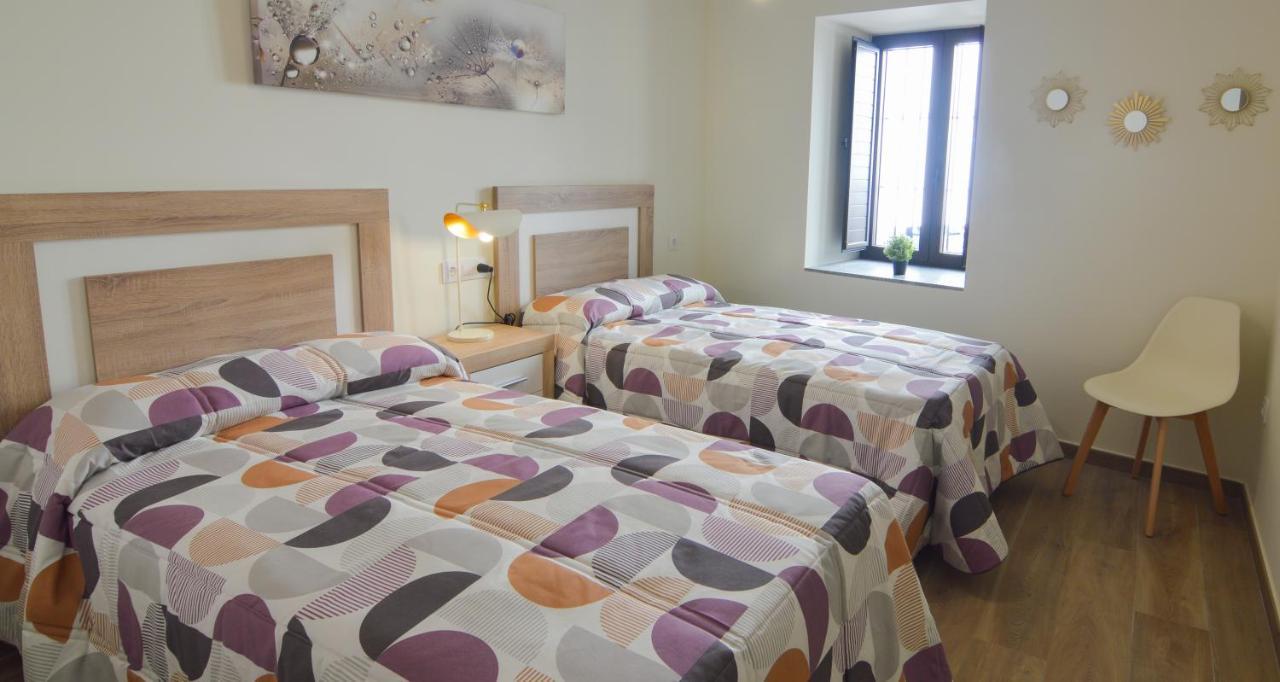 Apartamentos Turisticos Hornillo Caces エクステリア 写真
