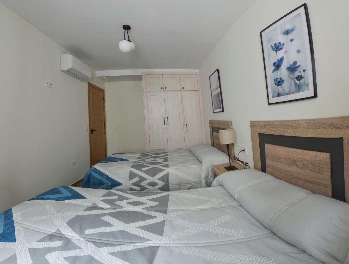 Apartamentos Turisticos Hornillo Caces エクステリア 写真